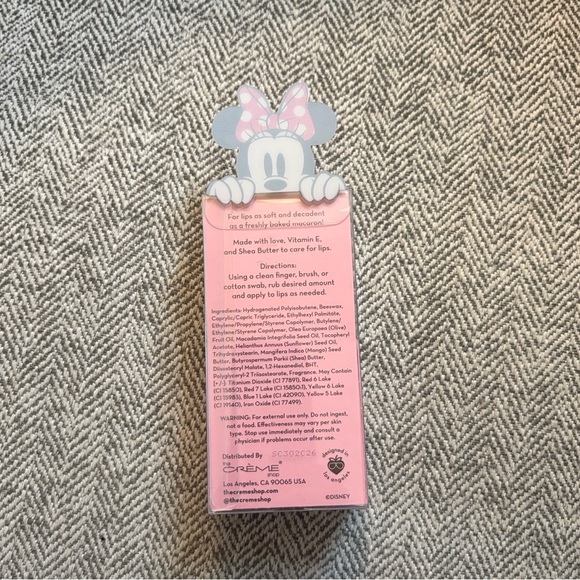 The Crème Shop Minnie Mouse Makeup Bag - Picture 12 of 15